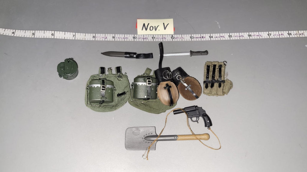 1/6 Scale WWII German Field Gear Lot