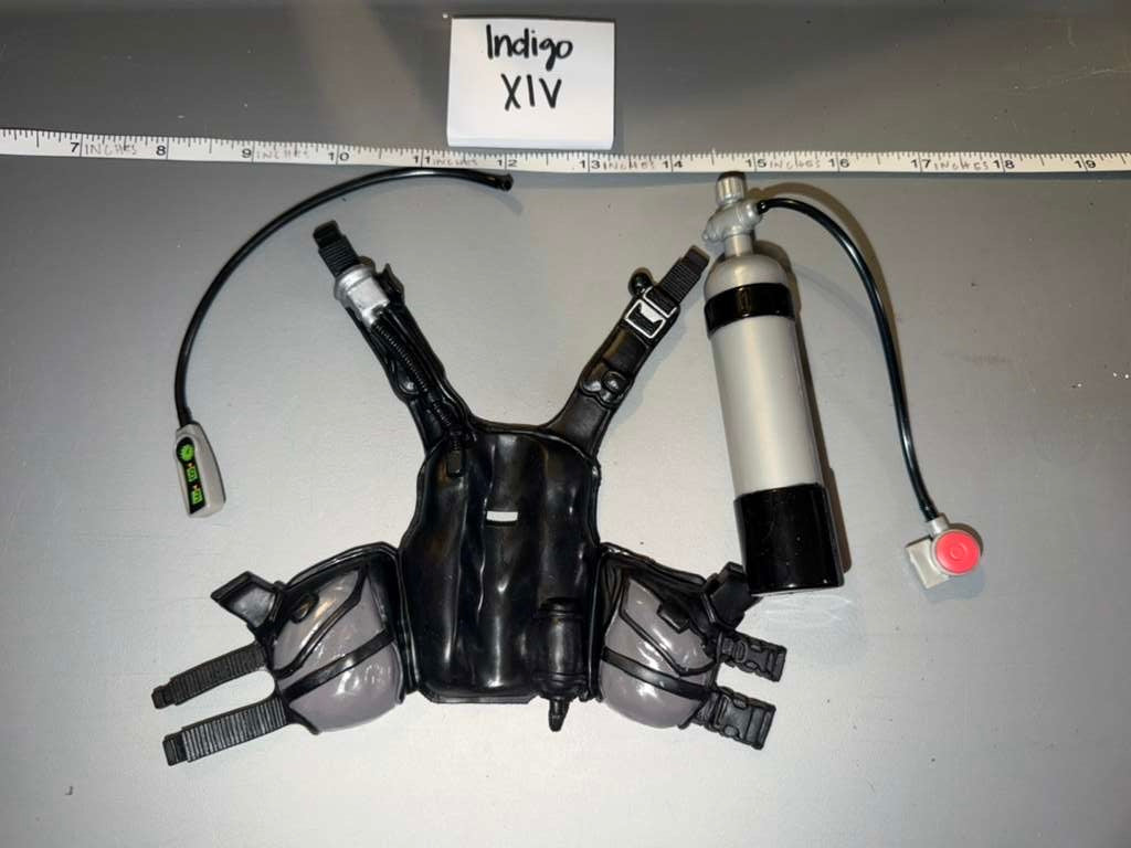 1:6 Scale Modern Era Scuba Tank