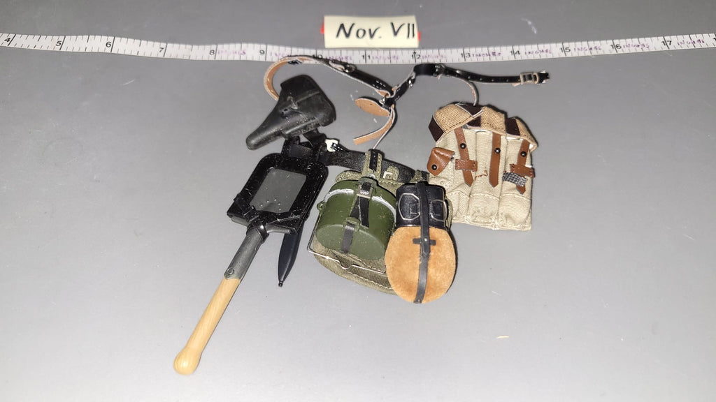 1/6 Scale WWII German Field Gear Lot