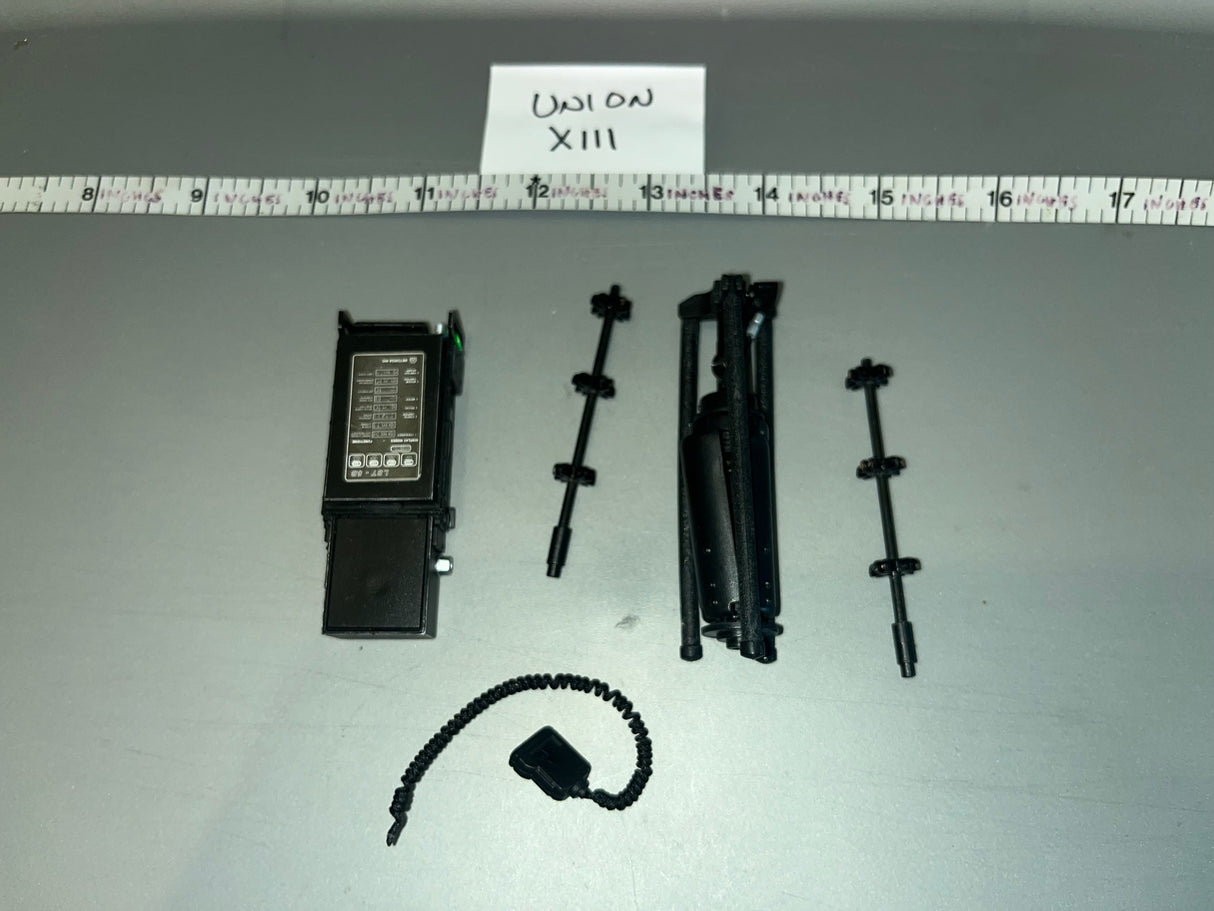 1/6 Scale Modern Era Radio Set