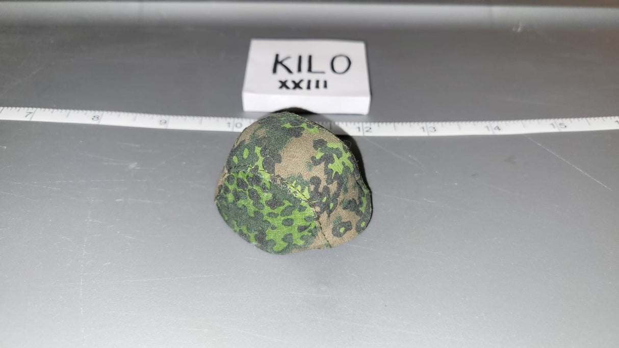 1:6 WWII German Camouflage helmet