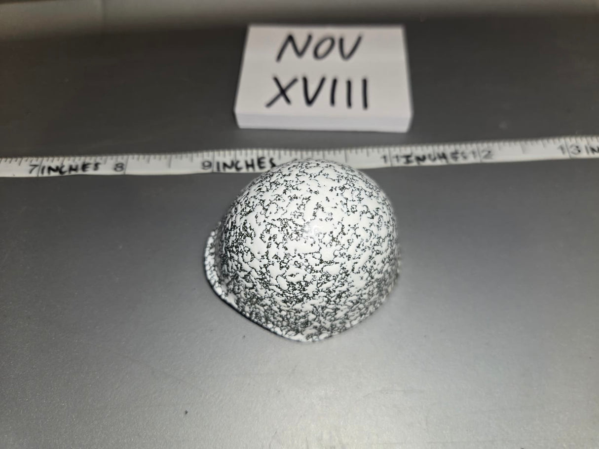 1:6 WWII Russian Helmet - Metal