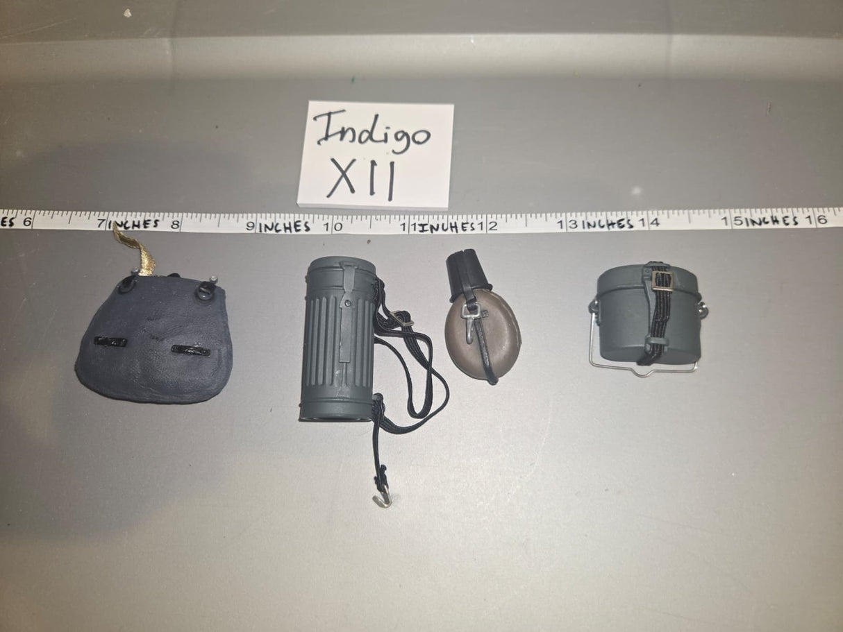 1/6 Scale WWII German Luftwaffe Bread Bag Lot