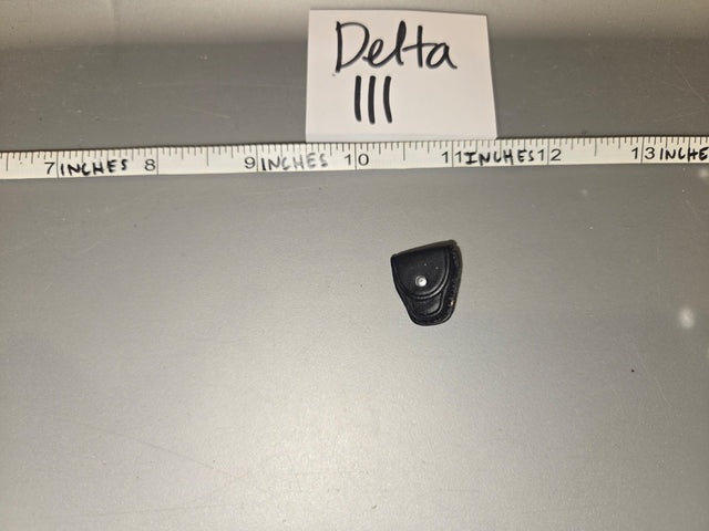 1/6 Scale WWII US Handcuff Pouch - Delta III