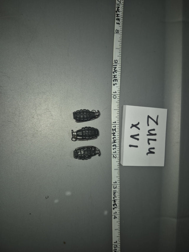 1/6 Scale WWII US Pineapple Grenade Lot - Zulu XVI