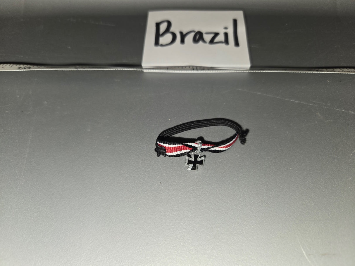 1/6 Scale WWII German Knight's Cross with Ribbon Bracelet - Brazil