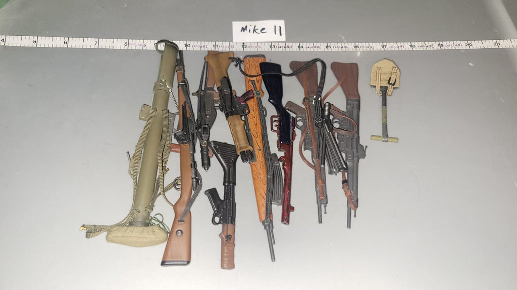 1/6 Scale WWII German Broken Weapons Lot