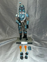 1/6 Scale Hot Toys Mandalorian Death Watch Figure  - Marvel Comics