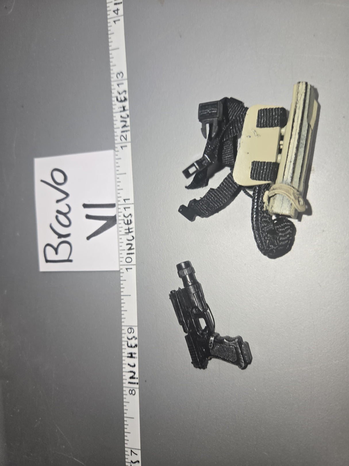 1/6 Scale Modern Pistol and Holster