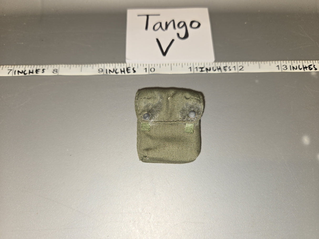 1:6 Scale WWII German Gas Mask Cape Pouch