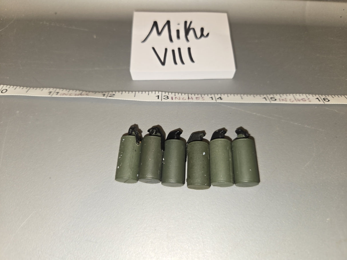 1/6 Scale Vietnam US M18 Smoke Grenade Lot - Mike VIII