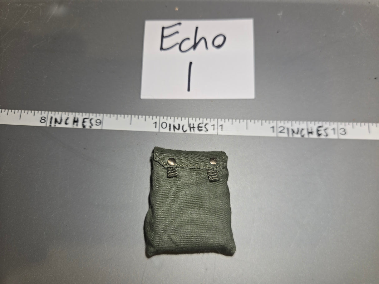 1:6 Scale WWII German Gas Mask Cape Pouch