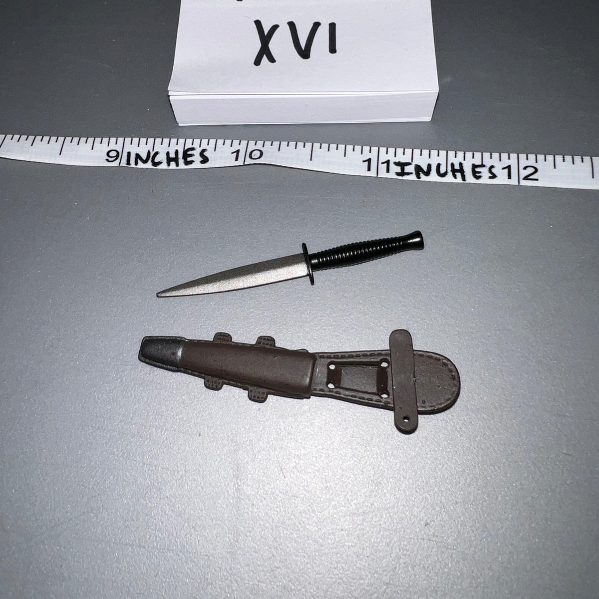 1:6 Scale WWII British Commando Dagger – Zhukov's Attic