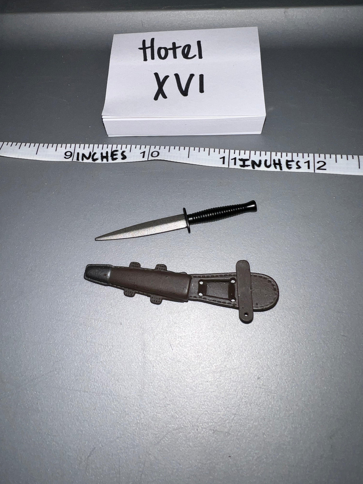 1:6 Scale WWII British Commando Dagger