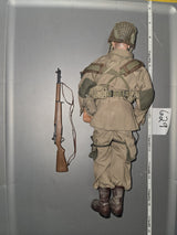 1:6 Scale WWII US Paratrooper Dressed Figure - Dragon