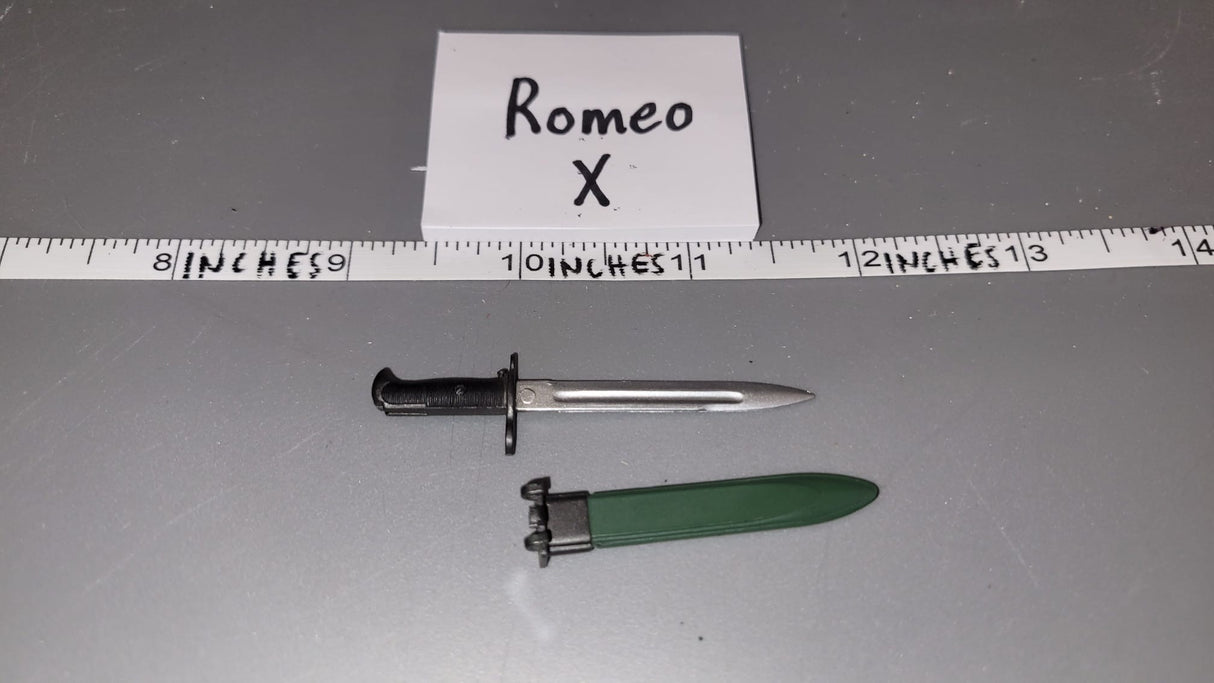 1/6 Scale WWII US M1 Bayonet and Sheath -