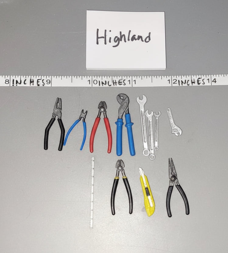 1:6 Scale Modern Civilian Tool Lot - Diorama Item