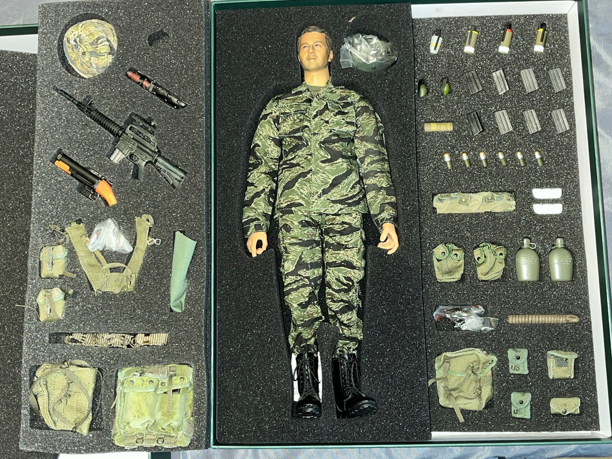 1/6 Scale Vietnam US Marine Recon Figure - WhoHo Toys Ace Rerelease  - NIB 173rd AB
