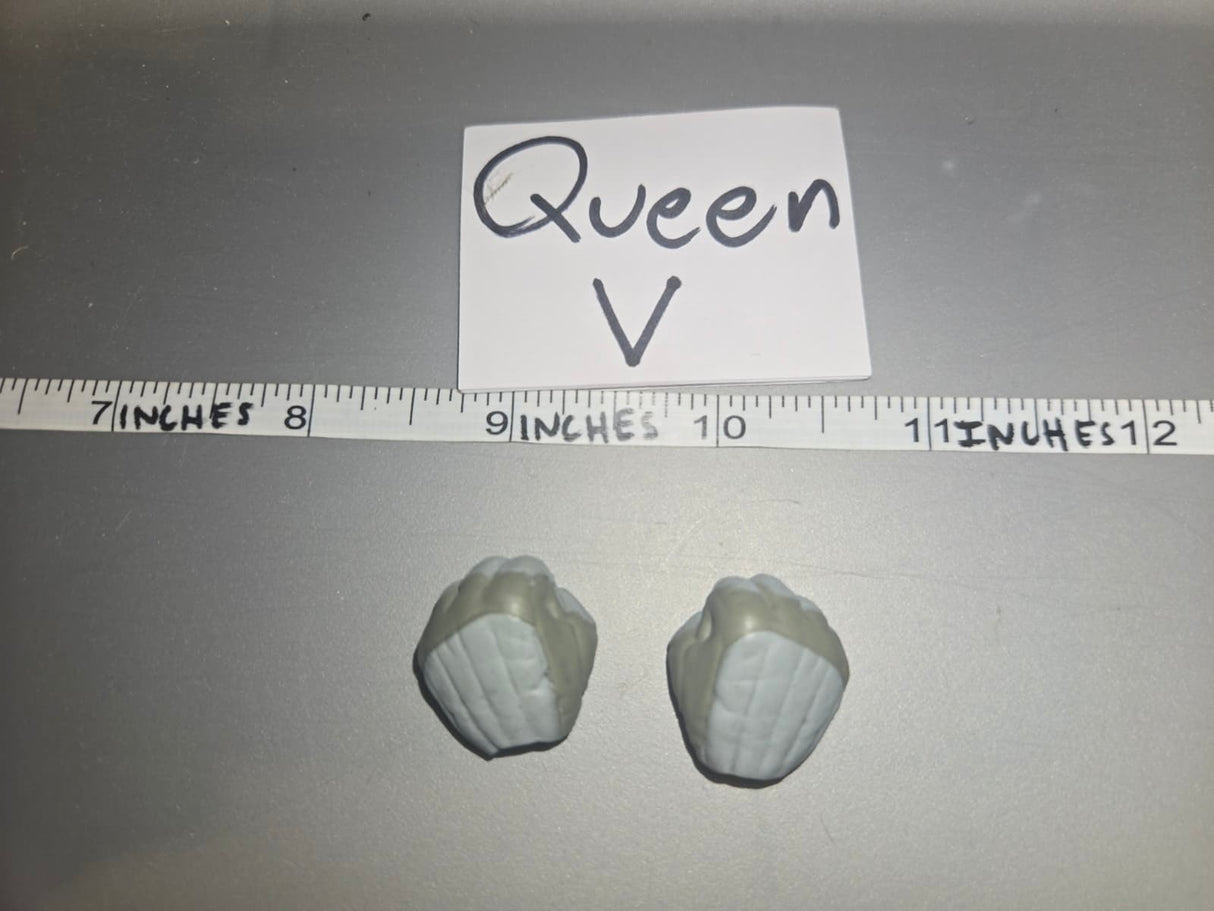 1/6 Scale Star Wars Science Fiction Gloved Hand Lot