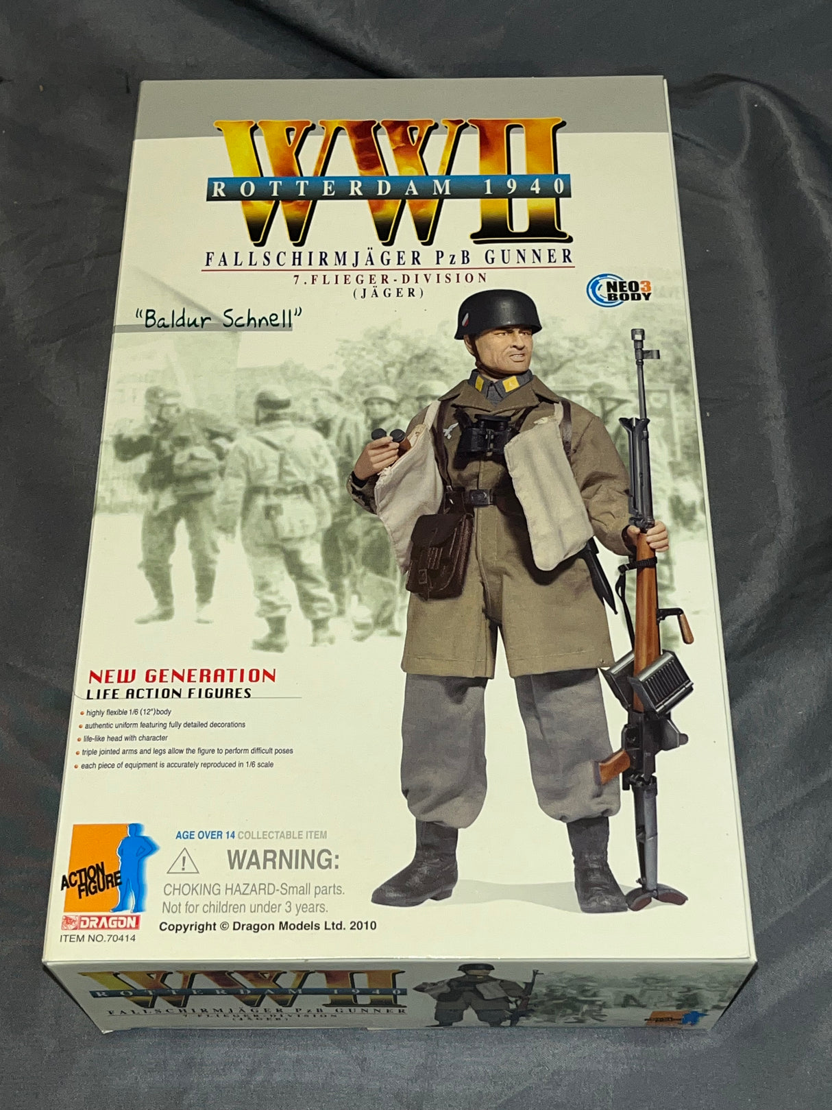 1/6 Scale WWII GERMAN Fallschirmjager Baldur Schnell - NIB Dragon -