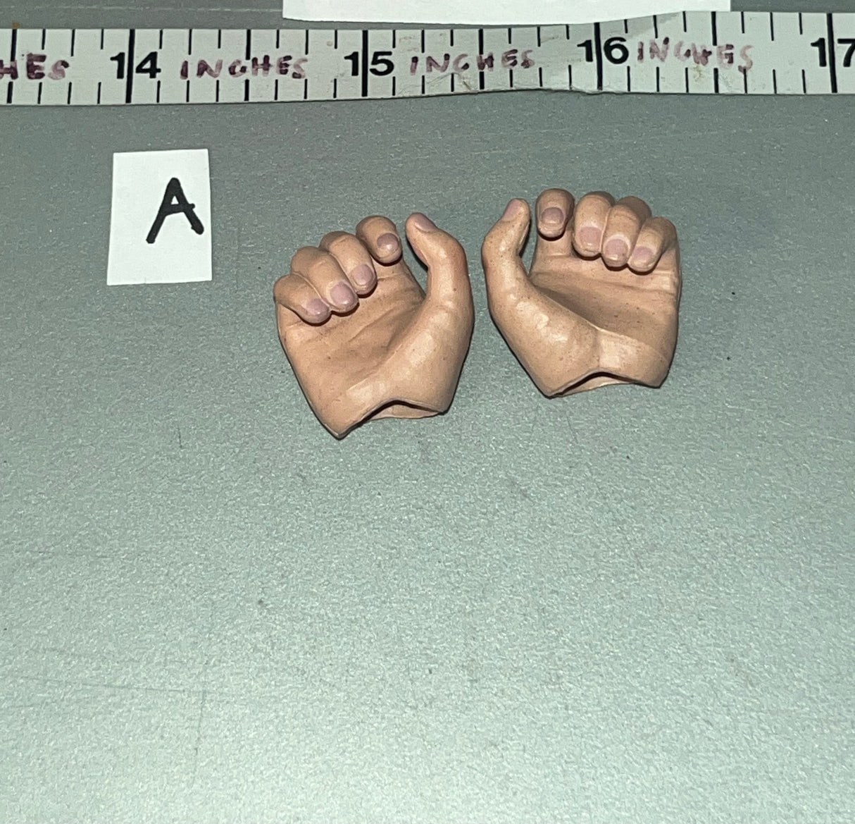 1/6 Scale DID WWII German Hand Set - Luftwaffe Pilot Erich Hartman