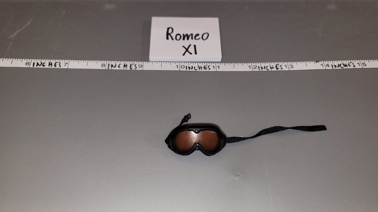 1:6 Scale WWII US Goggles
