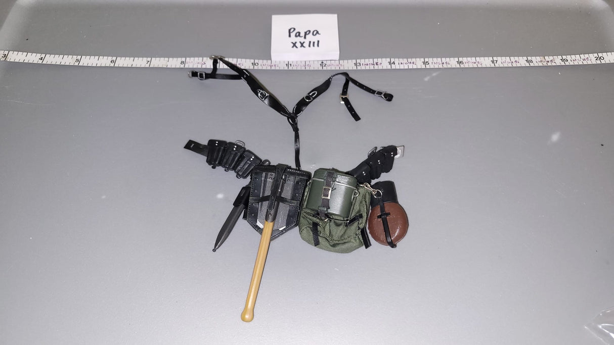 1/6 Scale WWII German Field Gear Lot