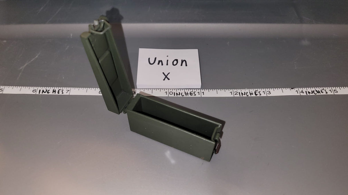 1/6 Scale WWII German Machine Gun Ammunition Can - Missing Latch