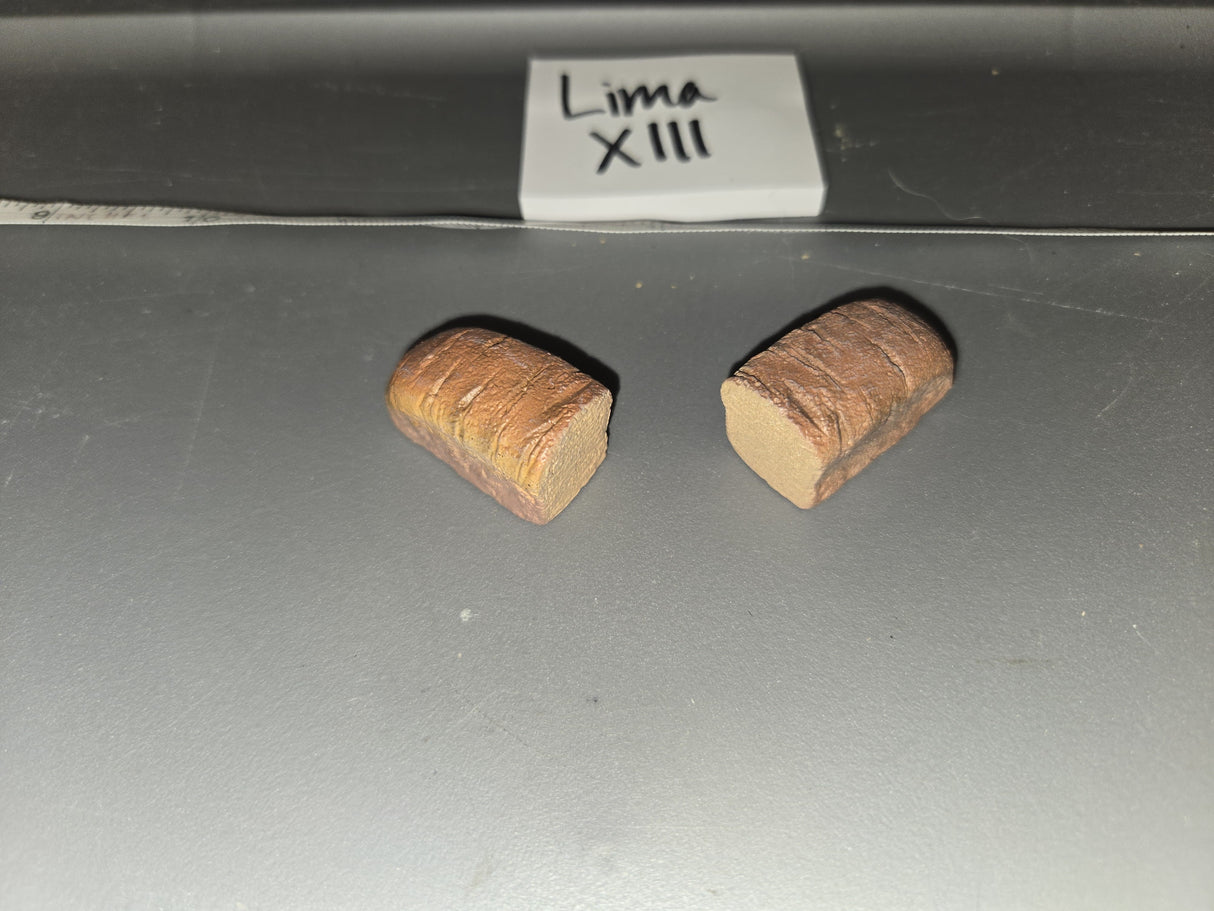 1/6 Scale Bread Loaf Diorama Item