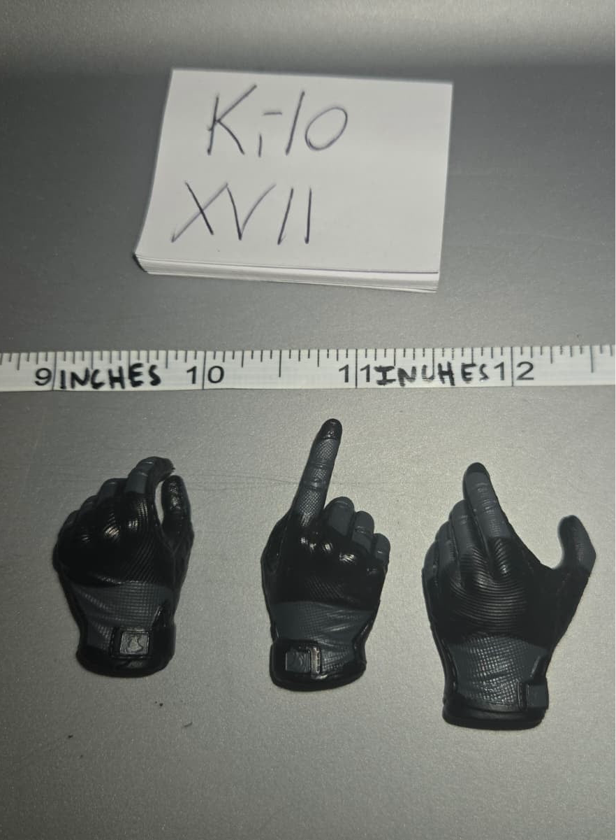 1/6 Scale Modern Gloved Hands