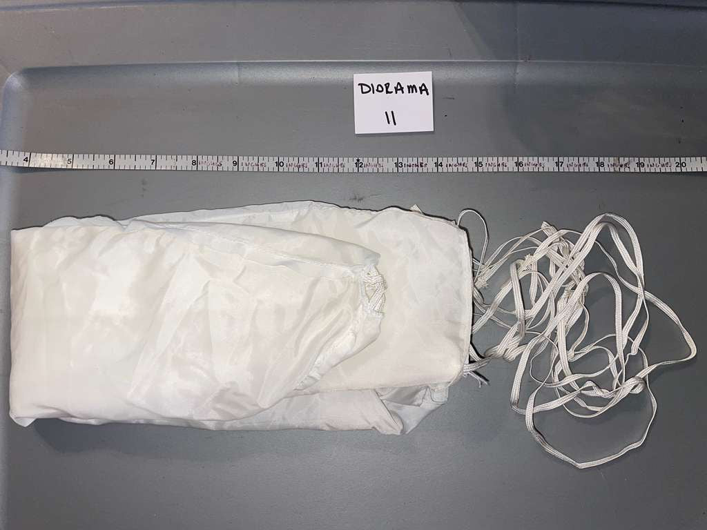 1:6 Scale WWII German Parachute