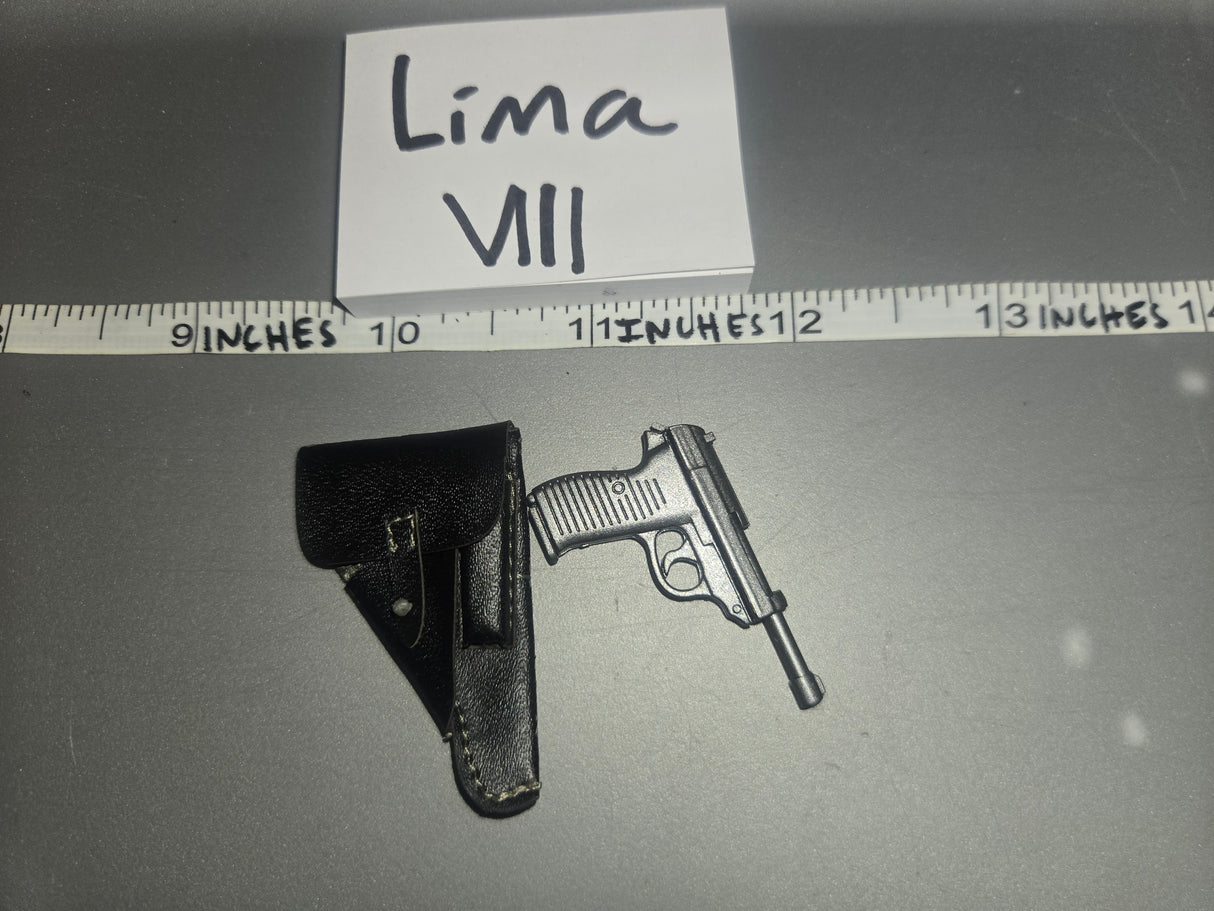 1/6 Scale WWII German Pistol and Holster