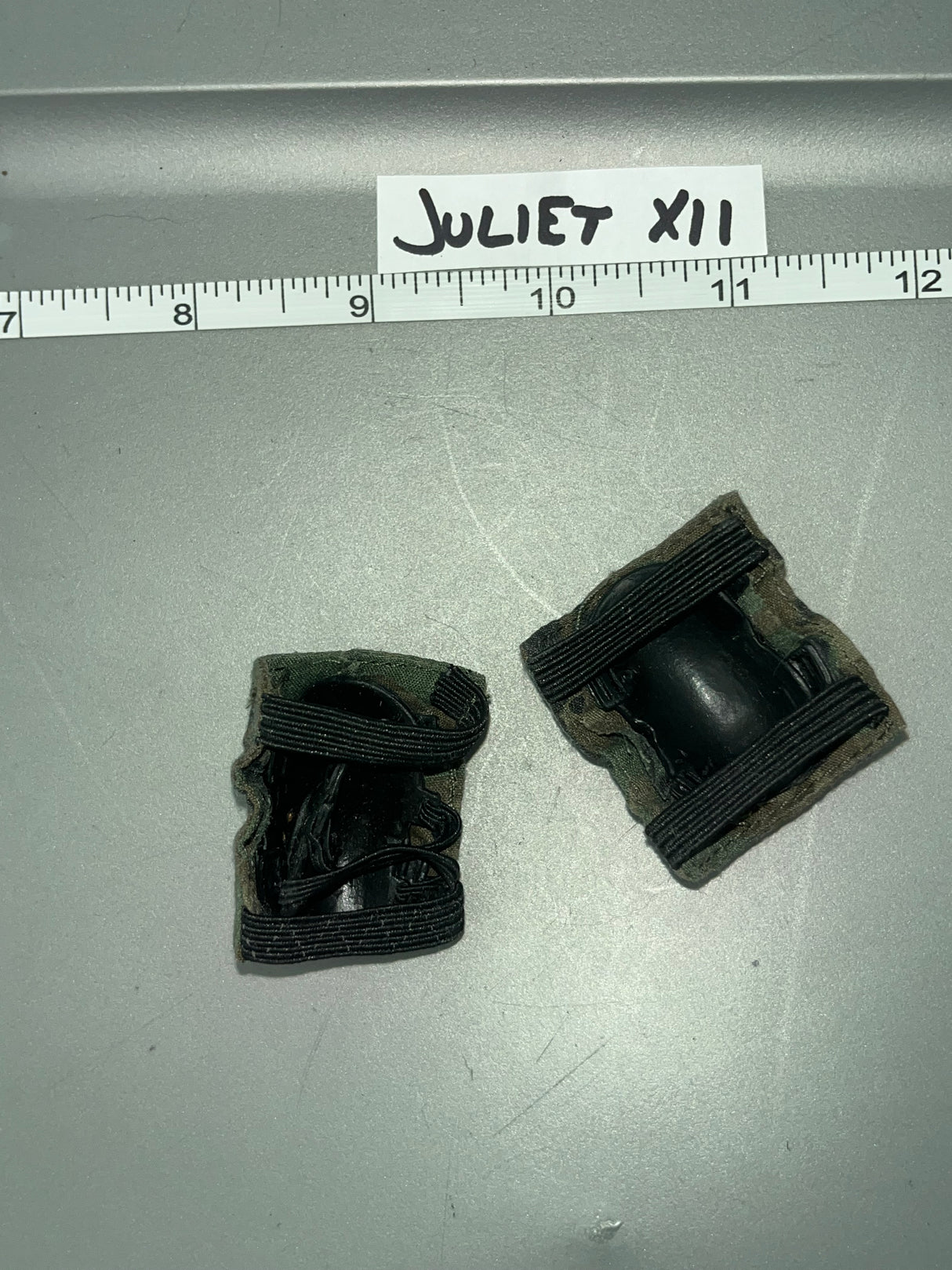1/6 Scale Modern Knee Pads
