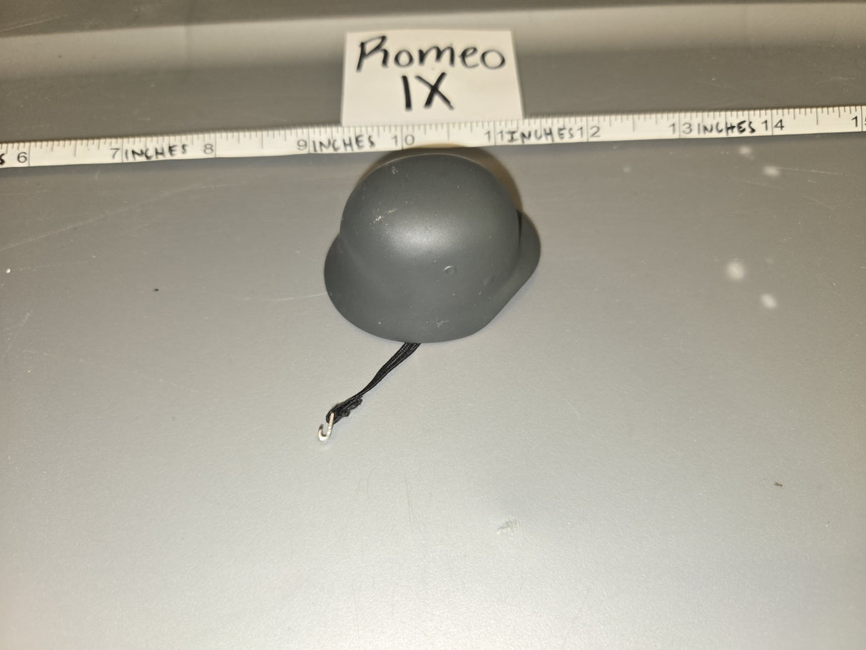 1/6 Scale WWII German M35 Steel Helmet - Romeo IX