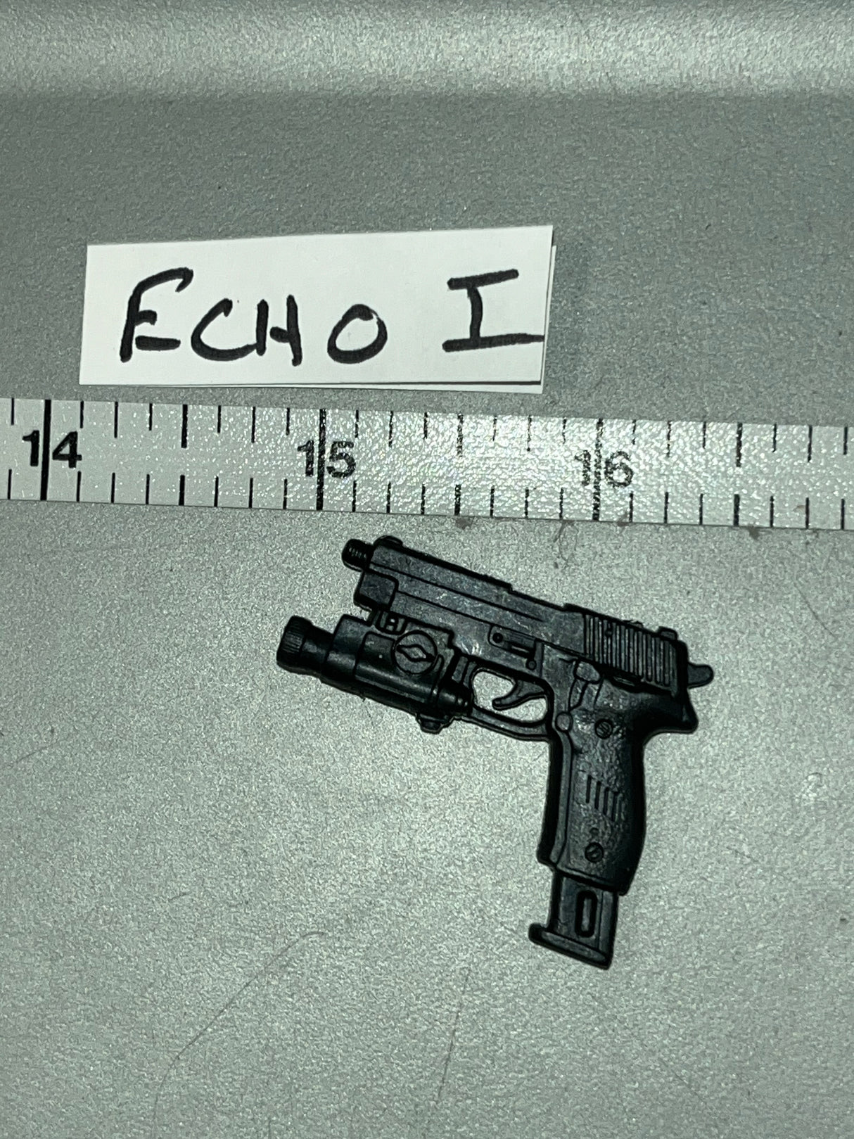 1/6 Modern Era Pistol