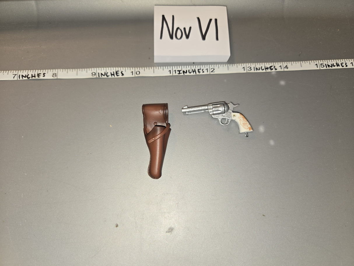 1/6 Scale WWII US Patton Revolver and Holster - Western