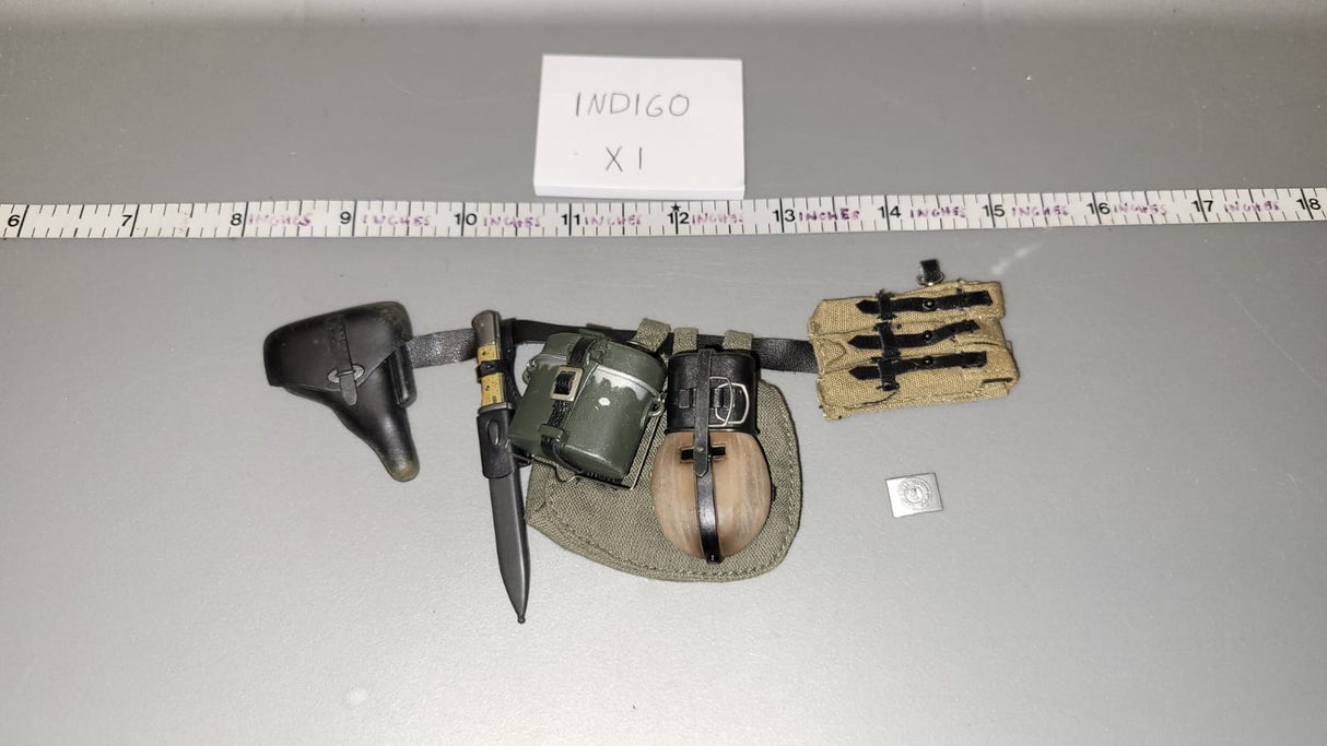 1/6 Scale WWII German Field Gear Lot