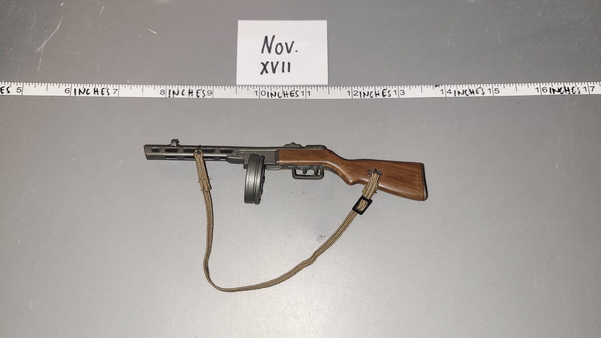 1:6 Scale WWII Russian PPSH-41 Submachine Gun - Ultimate Soldier