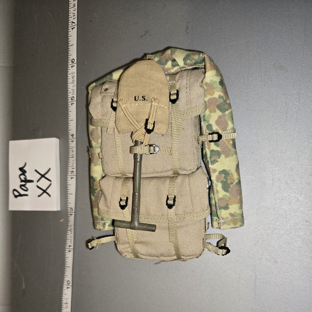 1/6 Scale WWII US Marine Frog Skin Backpack with Entrenching Tool - Papa XX