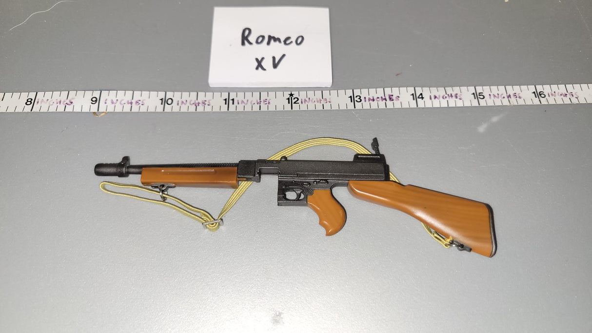 1/6 Scale WWII US Thompson Submachine Gun