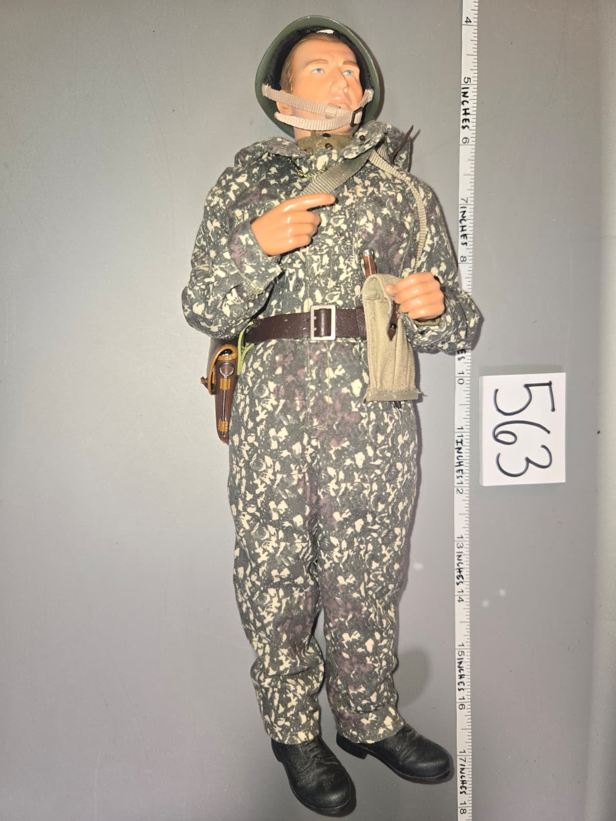 1:6 Scale WWII Russian Scout Dressed Figure - Dragon