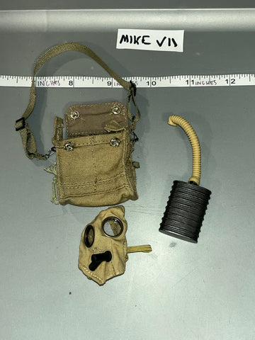 1:6 World War One US Gas Mask and Bag