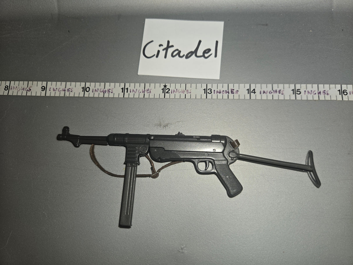 1/6 Scale WWII German MP-40