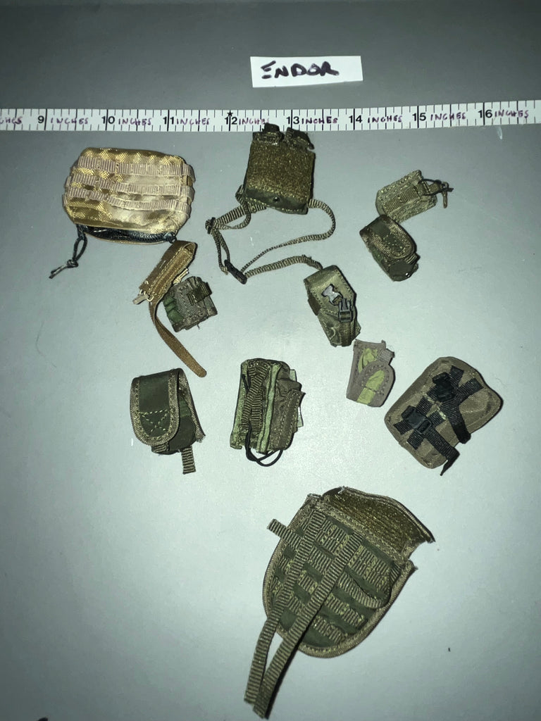 1/6 Scale Modern Era Pouch Lot