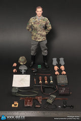 *Preorder* 1/6 Scale WWII German GD Infantry Officer - Jakob - DID - D80196