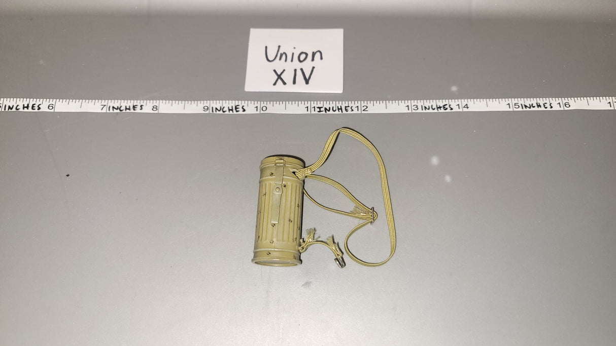 1:6 WWII German Gas Mask Canister - Afrika Korps