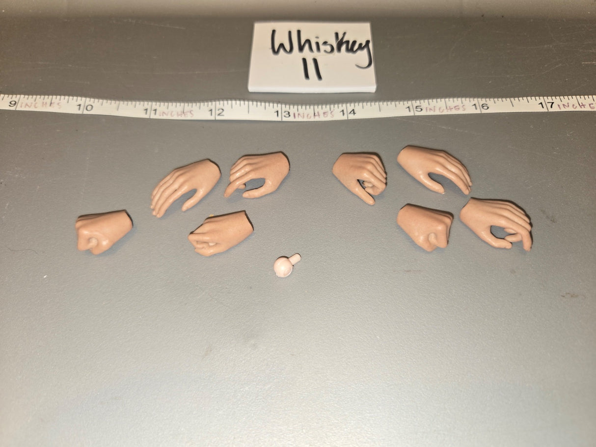 1/6 Scale Female Interchangeable Hand Set - Whiskey II