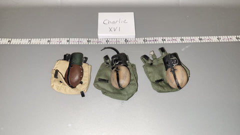 1/6 Scale WWII German Bread Bag Lot
