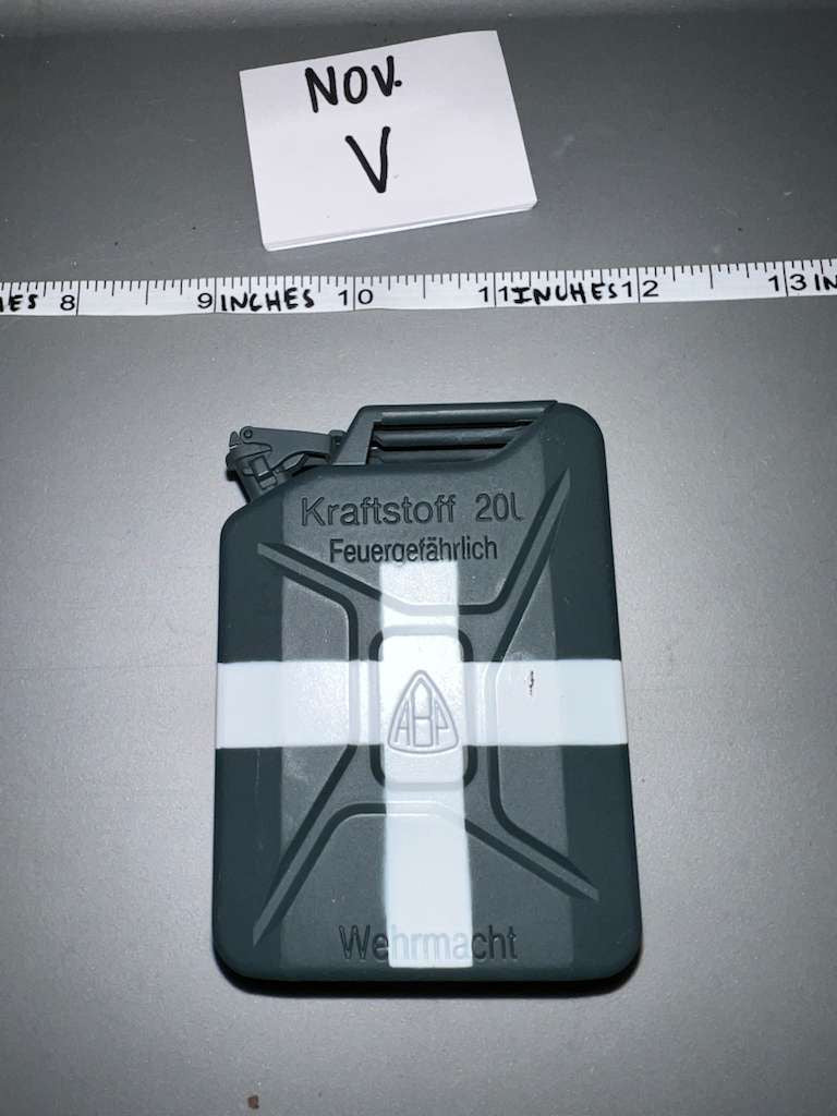 1/6 Scale WWII German Fuel Gas Can Jerry Can