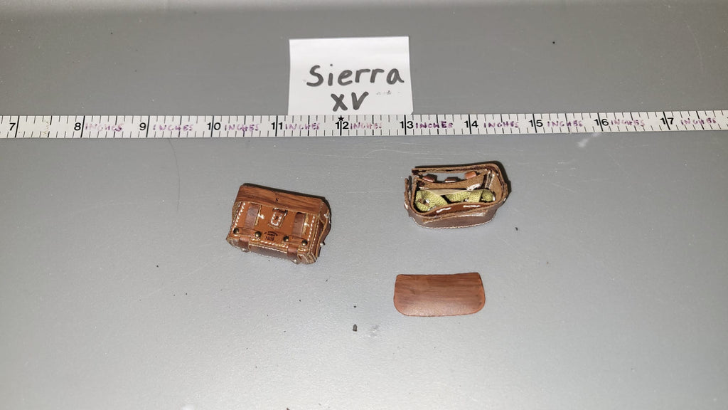 1:6 Scale WWII German Medic Pouches